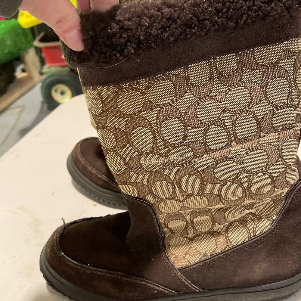 Coach boots